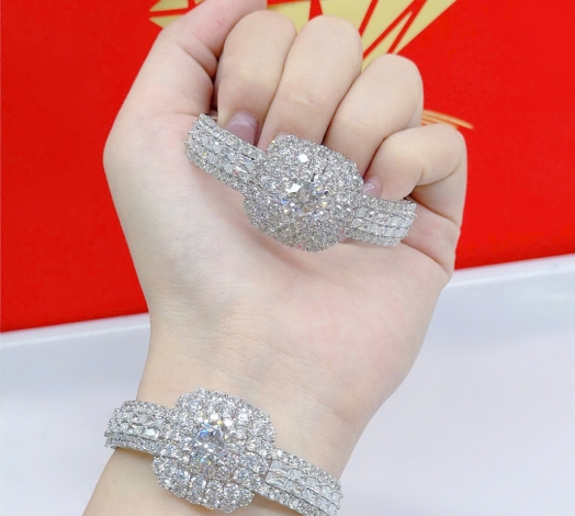 Vàng 610 Mẫu Trắng 18