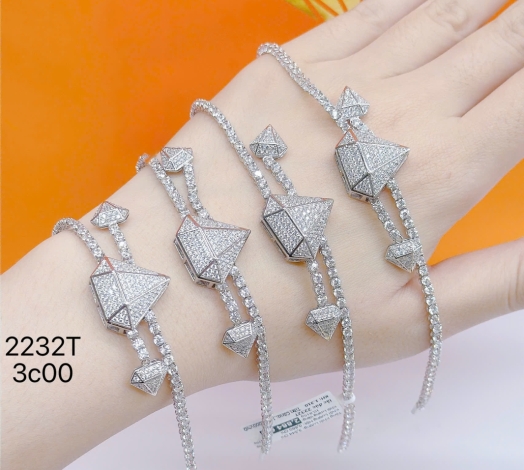 Lắc Đúc 610 Mẫu Trắng 3