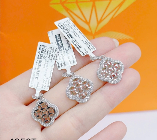 Bông Tai Vàng 610 Mẫu Trắng 6