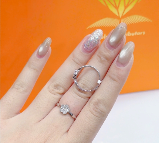Nhẫn 610 Mẫu Trắng 92